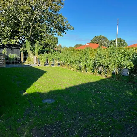 Modern House In Second Row At Rude Semesterbostad *